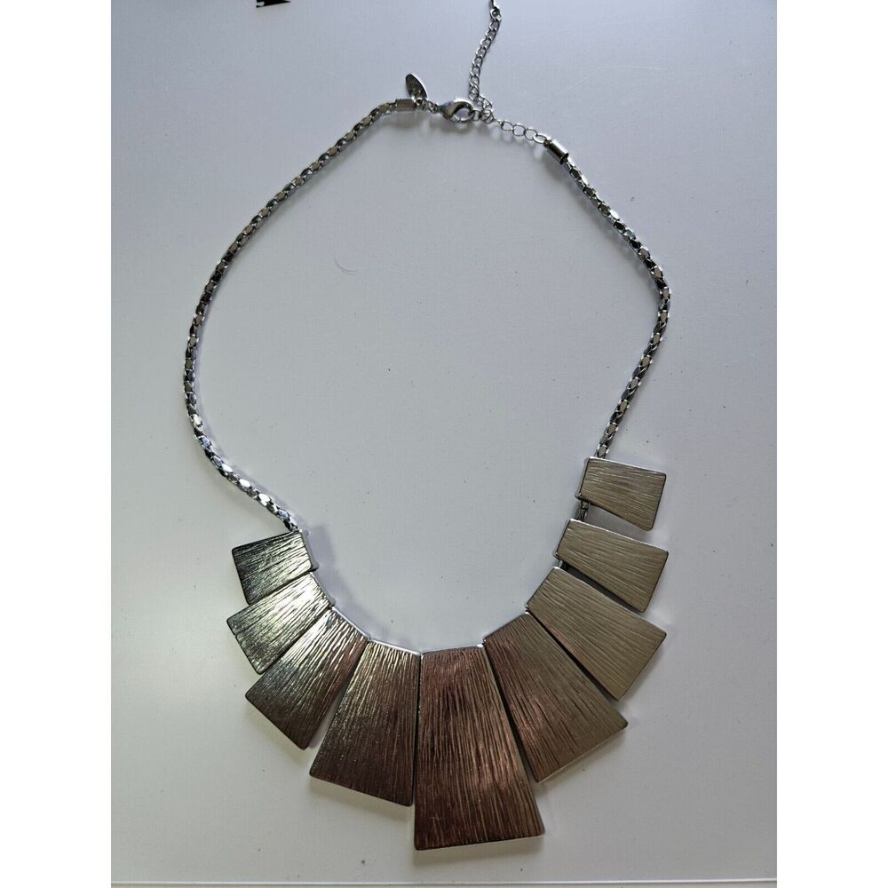 NY silver tone statement necklace 22-24"